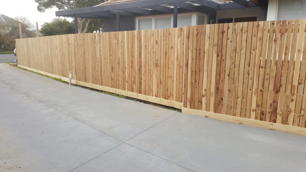 Picket Fencing Melbourne Fencing & Decking
