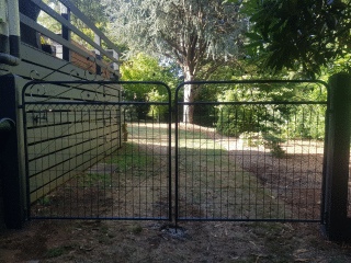 Emu Wire Double Gates